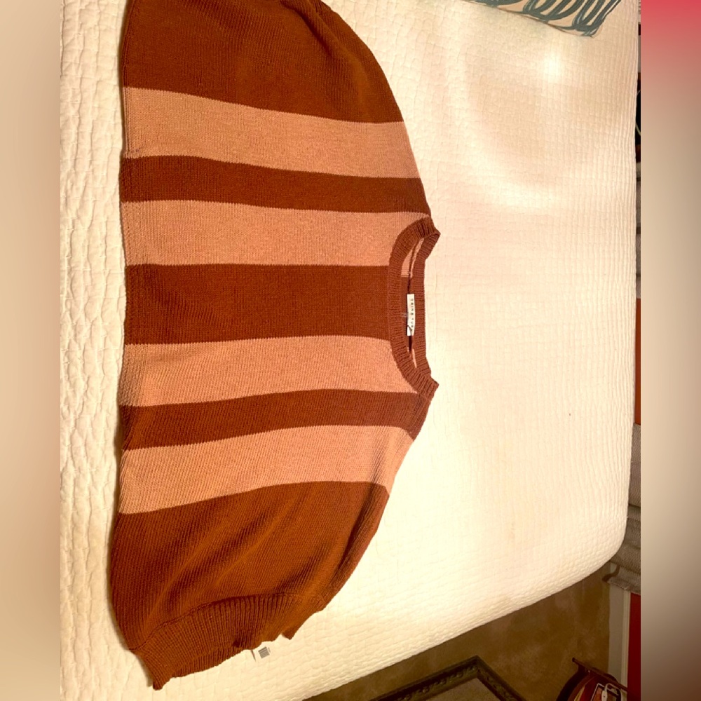 NWT TRINA TURK SWEATER